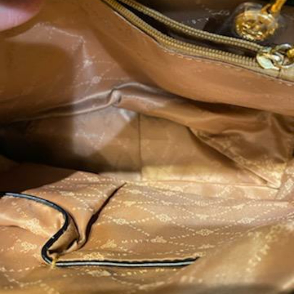 Purse - Picture 6 of 9
